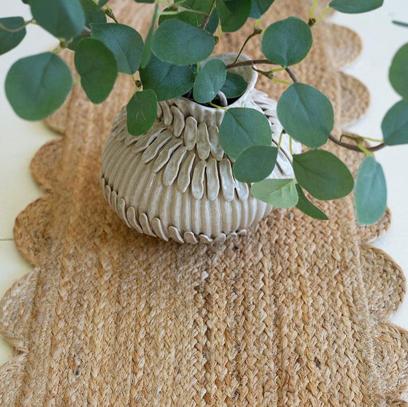 Scalloped Seagrass Table Runner