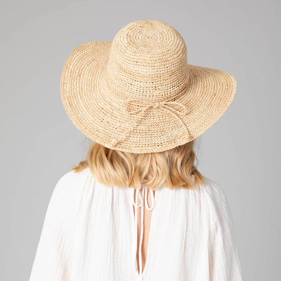 Women's Large Brim Raffia Hat